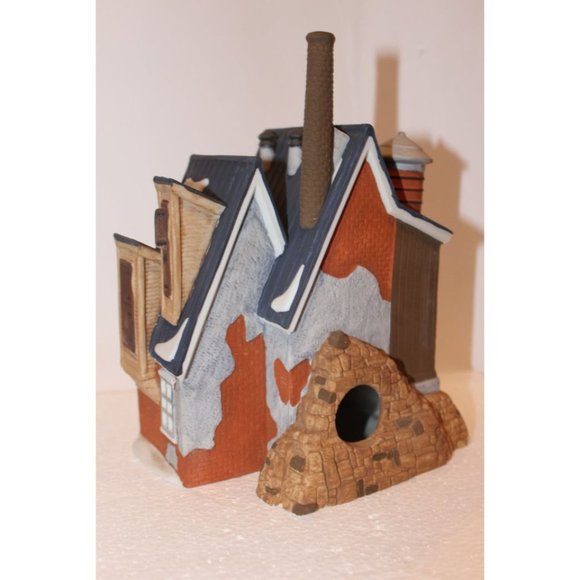 Dept 56 New England Village - Yankee Judd Bell Casting - Picture 3 of 6